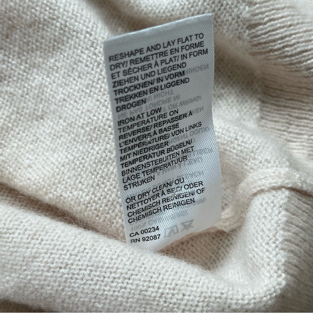 Saks Fifth Avenue 100% Cashmere Sweater Medium Ruffle Designer Soft Luxury Money - Picture 11 of 12